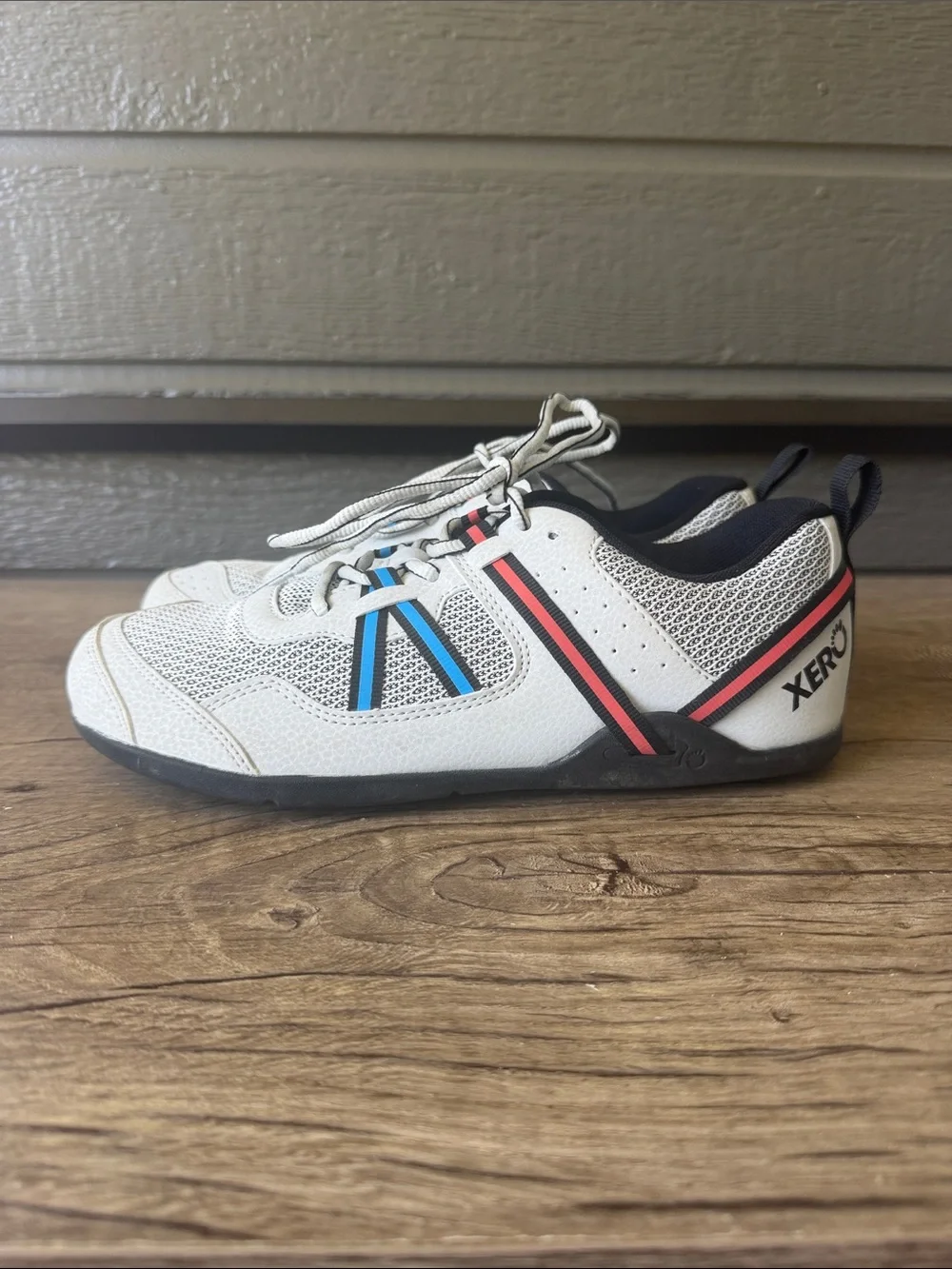 XERO Men's Athletic Barefoot Sneakers in White with Blue Red Accents size M 8.5